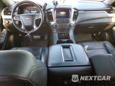 Zdjęcie 8 z 13 samochodu: 2018 CHEVROLET SUBURBAN K1500 LT VIN:1GNSKHKC5JR118297 - miniatura