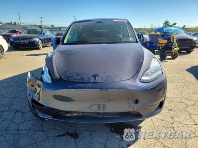Piąte zdjęcie samochodu w środku: 2023 TESLA MODEL Y VIN:7SAYGDEE2PA051375 - miniatura