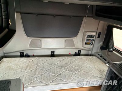 Zdjęcie 6 z 10 samochodu: 2018 INTERNATIONAL LT625 VIN:3HSDZAPR9JN566515 - miniatura