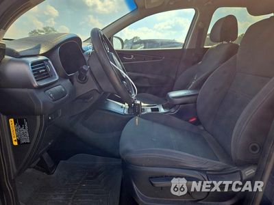 Zdjęcie 7 z 13 samochodu: 2016 KIA SORENTO LX V6 VIN:5XYPG4A52GG027832 - miniatura
