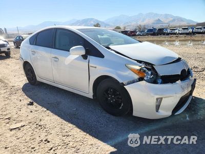 Czwarte zdjęcie samochodu z boku: 2013 TOYOTA PRIUS THREE VIN:JTDKN3DU9D5674746 - miniatura