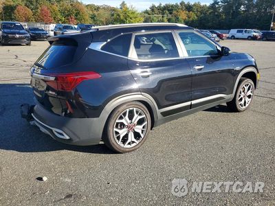 Trzecie zdjęcie samochodu z tyłu: 2021 KIA SELTOS SX VIN:KNDETCA22M7159887 - miniatura