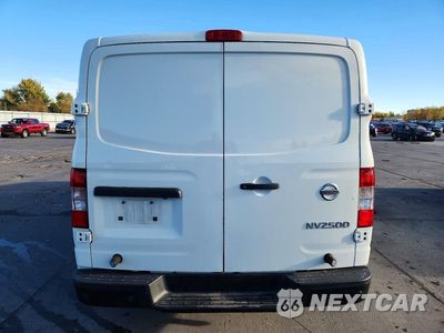 Zdjęcie 6 z 13 samochodu: 2018 NISSAN NV 2500 HD SV VIN:1N6BF0KY1JN816176 - miniatura