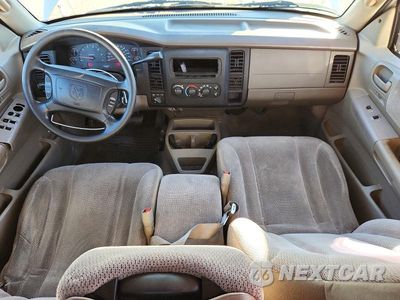 Zdjęcie 8 z 12 samochodu: 2002 DODGE DAKOTA QUAD SLT VIN:1B7HG48N22S684675 - miniatura