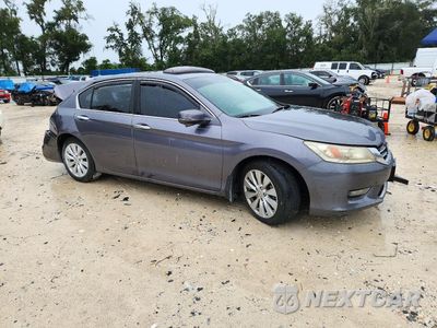 Czwarte zdjęcie samochodu z boku: 2015 HONDA ACCORD TOURING VIN:1HGCR3F94FA031167 - miniatura