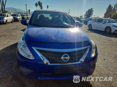 Piąte zdjęcie samochodu w środku: 2017 NISSAN VERSA 1.6 SV VIN:3N1CN7AP7HL834559 - miniatura