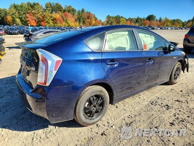 Trzecie zdjęcie samochodu z tyłu: 2013 TOYOTA PRIUS TWO VIN:JTDKN3DU6D1683721 - miniatura