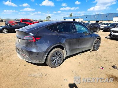 Trzecie zdjęcie samochodu z tyłu: 2024 TESLA MODEL Y VIN:7SAYGDEE1RF182271 - miniatura