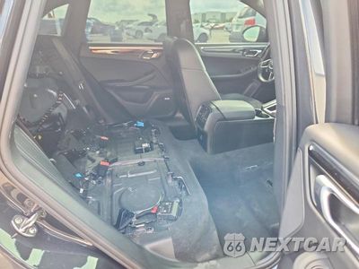 Zdjęcie 11 z 14 samochodu: 2021 PORSCHE MACAN VIN:WP1AA2A52MLB10719 - miniatura