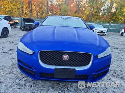 Piąte zdjęcie samochodu w środku: 2017 JAGUAR XE PRESTIGE VIN:SAJAK4BV1HA966590 - miniatura