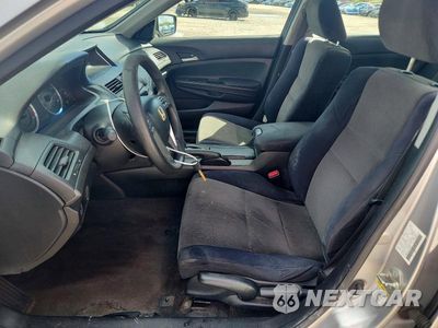 Zdjęcie 7 z 12 samochodu: 2008 HONDA ACCORD LX VIN:JHMCP26388C061644 - miniatura