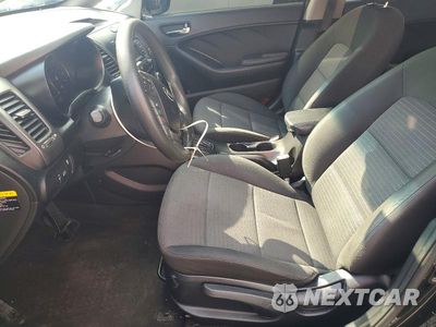 Zdjęcie 7 z 12 samochodu: 2014 KIA FORTE LX VIN:KNAFX4A6XE5236369 - miniatura