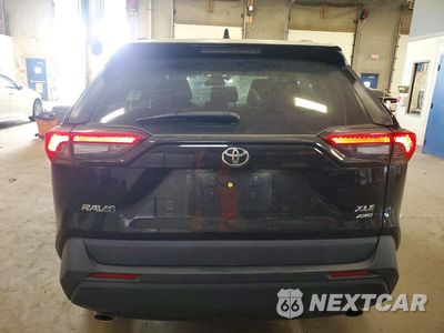 Zdjęcie 6 z 13 samochodu: 2021 TOYOTA RAV4 XLE VIN:2T3P1RFV8MC174470 - miniatura