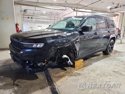 2023 JEEP GRAND CHEROKEE L LAREDO 1C4RJKAG2P8745582 - główne zdjęcie licytacji z USA - miniatura