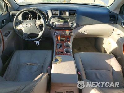 Zdjęcie 8 z 13 samochodu: 2008 TOYOTA HIGHLANDER LIMITED VIN:JTEES42A782001123 - miniatura