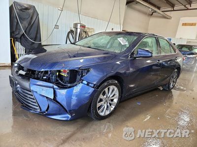 2017 TOYOTA CAMRY XLE 4T1BF1FK3HU748876 - główne zdjęcie licytacji z USA - miniatura