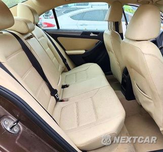 Zdjęcie 10 z 13 samochodu: 2014 VOLKSWAGEN JETTA TDI VIN:3VWLL7AJ5EM408984 - miniatura