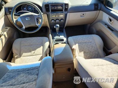 Zdjęcie 8 z 13 samochodu: 2008 KIA SORENTO BASE VIN:KNDJD735485796310 - miniatura