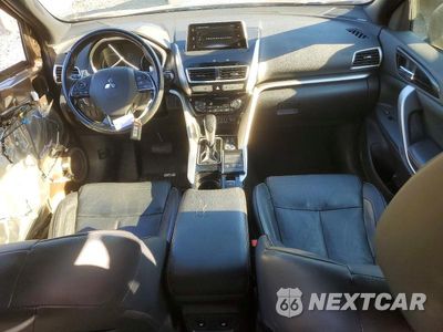 Zdjęcie 8 z 12 samochodu: 2020 MITSUBISHI ECLIPSE CROSS SE VIN:JA4AT5AAXLZ011775 - miniatura