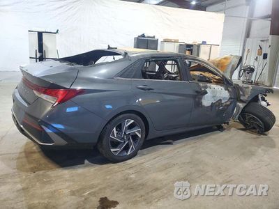 Trzecie zdjęcie samochodu z tyłu: 2025 HYUNDAI ELANTRA SEL VIN:KMHLS4DG0SU031696 - miniatura