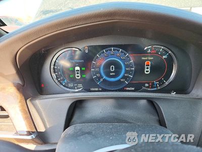 Zdjęcie 9 z 12 samochodu: 2017 CADILLAC CT6 PREMIUM LUXURY VIN:1G6KH5R67HU157666 - miniatura