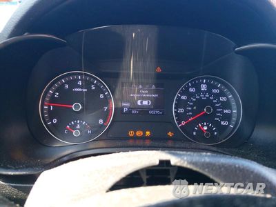 Zdjęcie 9 z 12 samochodu: 2019 KIA FORTE LXS VIN:3KPF24AD0KE058245 - miniatura
