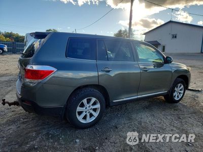 Trzecie zdjęcie samochodu z tyłu: 2013 TOYOTA HIGHLANDER BASE VIN:5TDBK3EH6DS194457 - miniatura