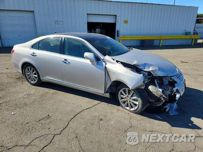 Czwarte zdjęcie samochodu z boku: 2011 LEXUS ES 350 VIN:JTHBK1EG6B2432838 - miniatura
