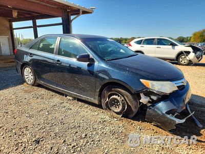 Czwarte zdjęcie samochodu z boku: 2014 TOYOTA CAMRY L VIN:4T4BF1FKXER414166 - miniatura
