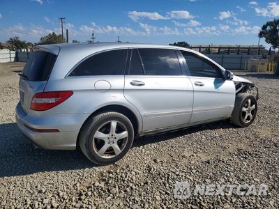 Trzecie zdjęcie samochodu z tyłu: 2012 MERCEDES-BENZ R 350 4MATIC VIN:4JGCB5HE4CA145864 - miniatura