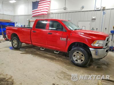Czwarte zdjęcie samochodu z boku: 2018 RAM 2500 ST VIN:3C6UR5HL8JG114934 - miniatura
