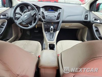 Zdjęcie 8 z 13 samochodu: 2016 FORD FOCUS SE VIN:1FADP3K2XGL350313 - miniatura