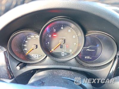 Zdjęcie 9 z 12 samochodu: 2020 PORSCHE MACAN VIN:WP1AA2A56LLB15212 - miniatura