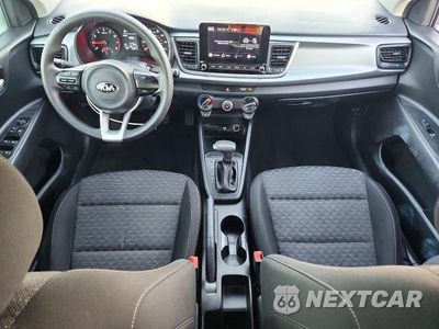 Zdjęcie 8 z 13 samochodu: 2021 KIA RIO LX VIN:3KPA24AD7ME394987 - miniatura