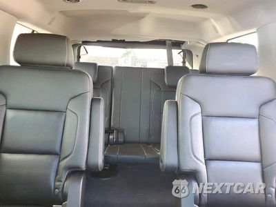 Zdjęcie 10 z 14 samochodu: 2020 CHEVROLET TAHOE C1500 LT VIN:1GNSCBKCXLR174698 - miniatura