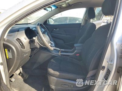 Zdjęcie 7 z 13 samochodu: 2011 KIA SPORTAGE EX VIN:KNDPCCA2XB7134614 - miniatura