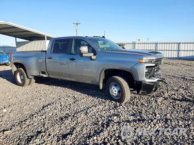 Czwarte zdjęcie samochodu z boku: 2026 CHEVROLET SILVERADO 3500 VIN:1GC4KSEY1TF314361 - miniatura