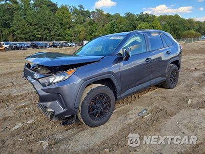 2020 TOYOTA RAV4 LE JTMF1RFVXLD052988 - główne zdjęcie licytacji z USA - miniatura
