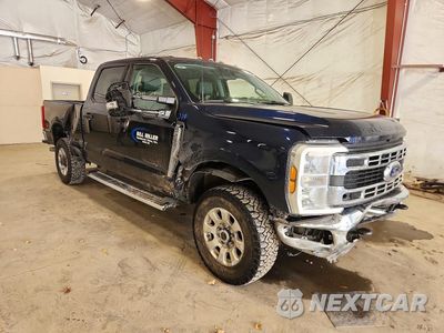Czwarte zdjęcie samochodu z boku: 2024 FORD F250 SUPER DUTY VIN:1FT7W2BN0REF96518 - miniatura