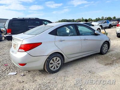 Trzecie zdjęcie samochodu z tyłu: 2016 HYUNDAI ACCENT SE VIN:KMHCT4AE1GU096824 - miniatura