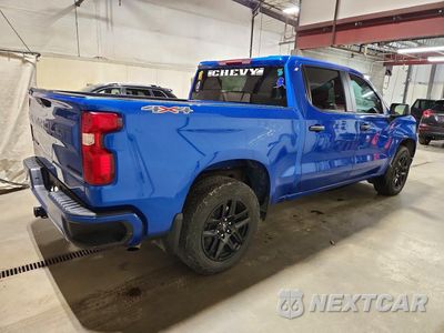 Trzecie zdjęcie samochodu z tyłu: 2024 CHEVROLET SILVERADO K1500 CUSTOM VIN:3GCPDBEK9RG241573 - miniatura