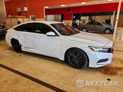 Czwarte zdjęcie samochodu z boku: 2019 HONDA ACCORD LX VIN:1HGCV1F17KA155874 - miniatura