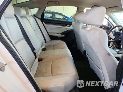 Zdjęcie 10 z 12 samochodu: 2018 HONDA ACCORD LX VIN:1HGCV1F15JA051737 - miniatura