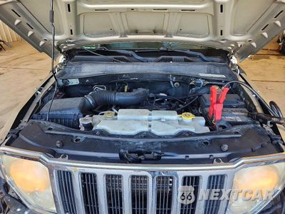 Zdjęcie 11 z 13 samochodu: 2008 JEEP LIBERTY LIMITED VIN:1J8GN58K98W148202 - miniatura
