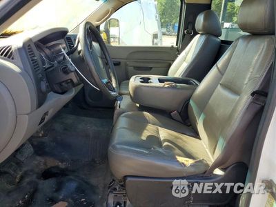 Zdjęcie 7 z 12 samochodu: 2014 CHEVROLET SILVERADO C2500 HEAVY DUTY VIN:1GB0CVCG9EF158486 - miniatura