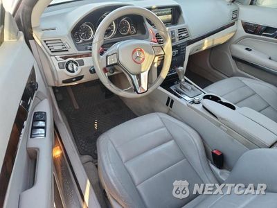Zdjęcie 8 z 12 samochodu: 2013 MERCEDES-BENZ E 350 VIN:WDDKJ5KB9DF182761 - miniatura
