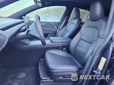 Zdjęcie 7 z 12 samochodu: 2026 TESLA MODEL Y VIN:7SAYGDEDXTF680001 - miniatura