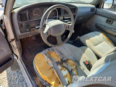 Zdjęcie 8 z 12 samochodu: 1991 TOYOTA PICKUP SR5 VIN:JT4VN13G4M5050429 - miniatura