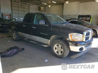 Czwarte zdjęcie samochodu z boku: 2006 DODGE RAM 1500 ST VIN:1D7HU18N76J210987 - miniatura