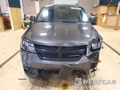Piąte zdjęcie samochodu w środku: 2018 DODGE JOURNEY CROSSROAD VIN:3C4PDDGG3JT159581 - miniatura
